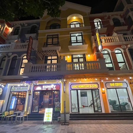 Lia Homestay Grand World Phu Quoc - Sunny Venice Apartment Экстерьер фото