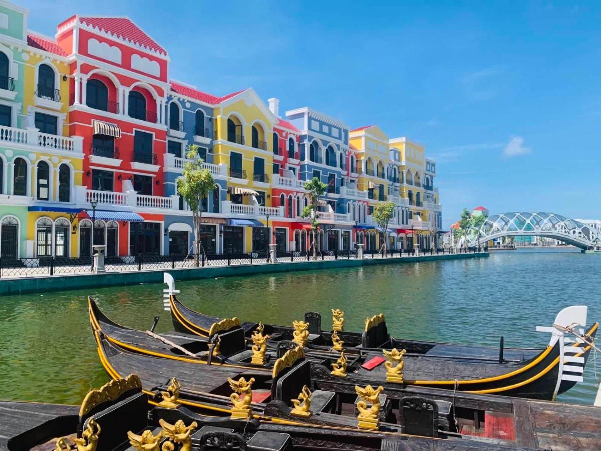 Lia Homestay Grand World Phu Quoc - Sunny Venice Apartment Экстерьер фото