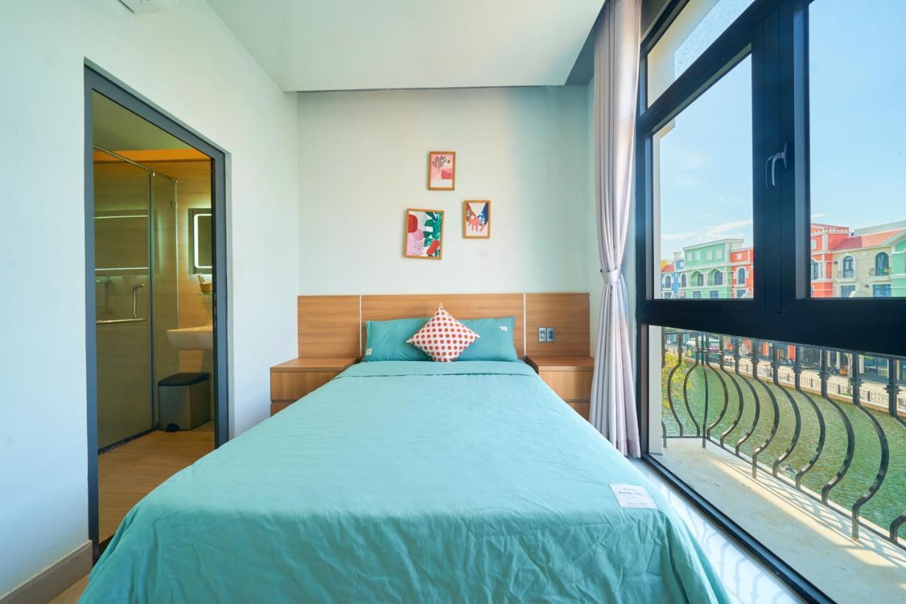 Lia Homestay Grand World Phu Quoc - Sunny Venice Apartment Экстерьер фото