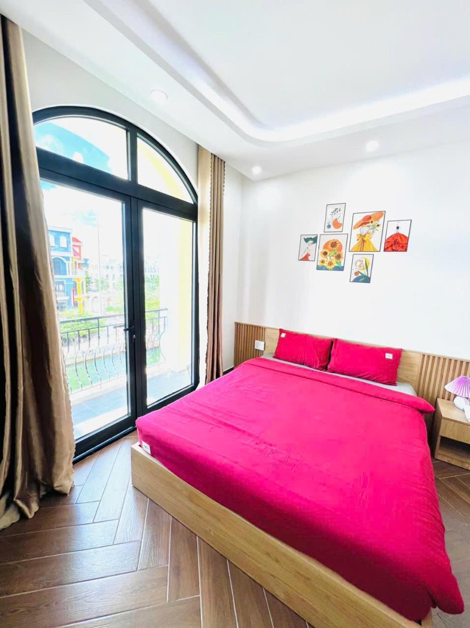 Lia Homestay Grand World Phu Quoc - Sunny Venice Apartment Экстерьер фото