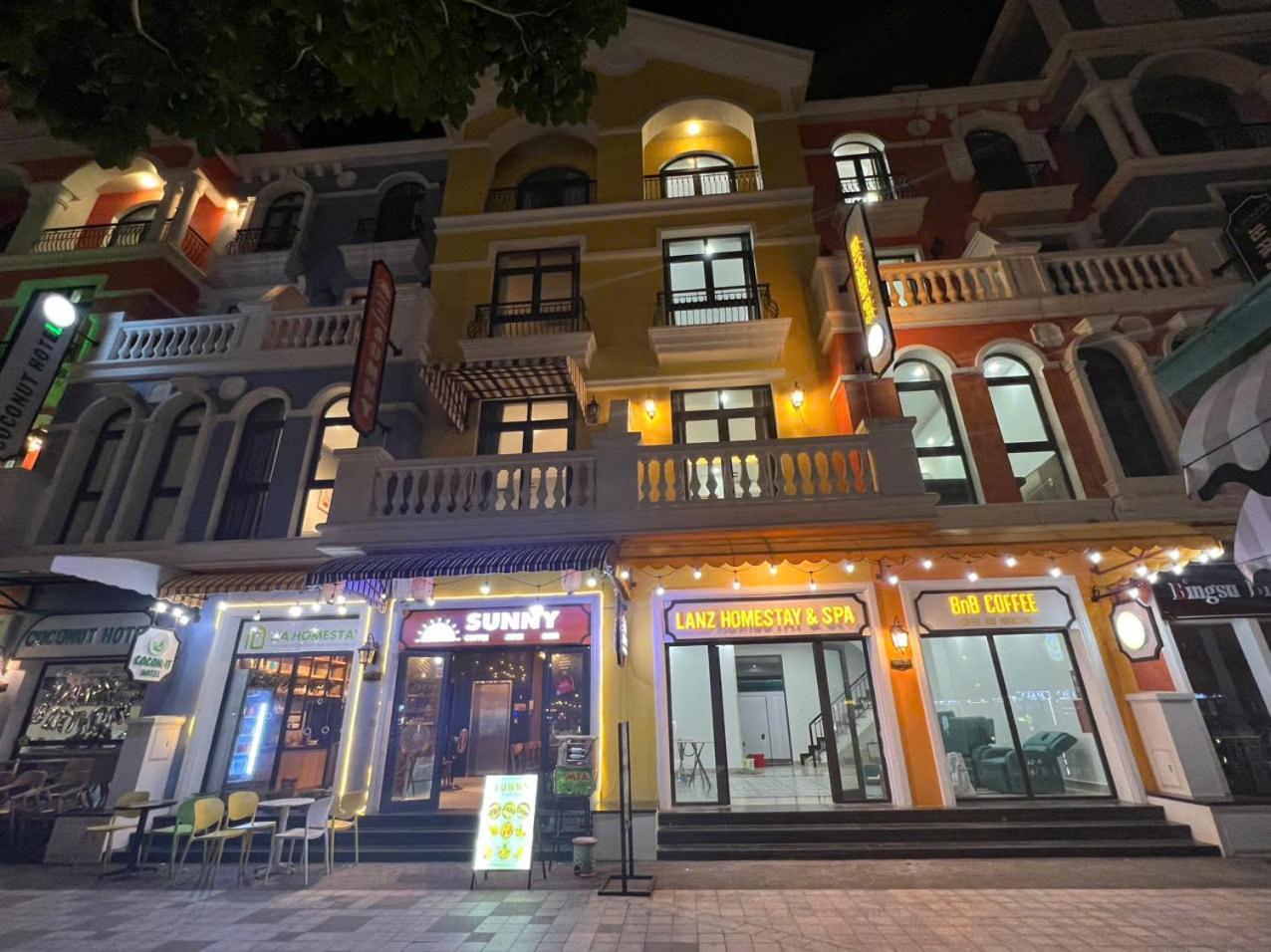 Lia Homestay Grand World Phu Quoc - Sunny Venice Apartment Экстерьер фото